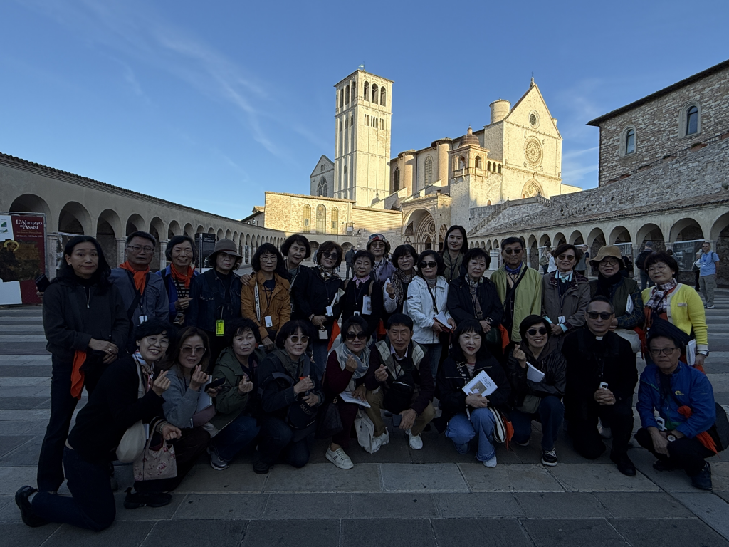 2025년 서산동성당은 희년을 맞이하여 이태리를 10박 11일 여정으로 순례하였다     첨부파일 : 1761274330.jpg