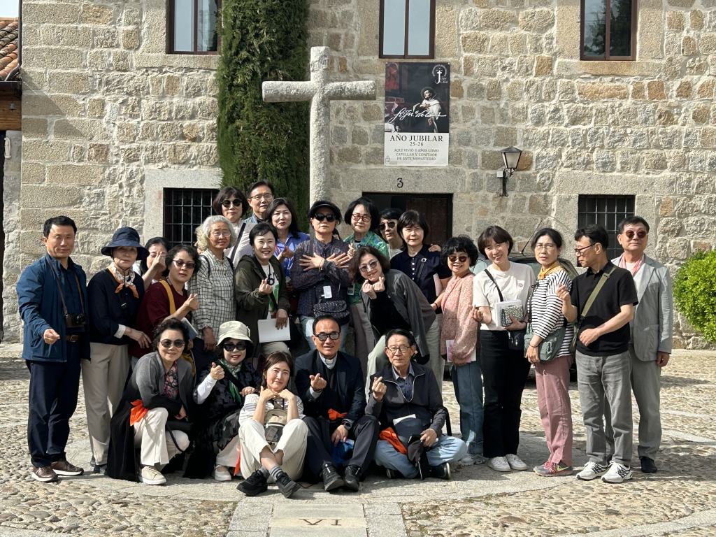 2026년 광주대교구 동산동 성당은 11박 12일 일정으로 프랑스 스페인 포르투갈을 순레하였다   첨부파일 : 1778560654.jpg